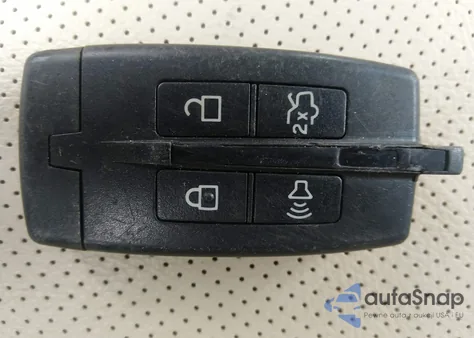 2010 Lincoln Mks Ecoboost z USA, uszkodzony, nr VIN 1LNHL9FT3AG611080